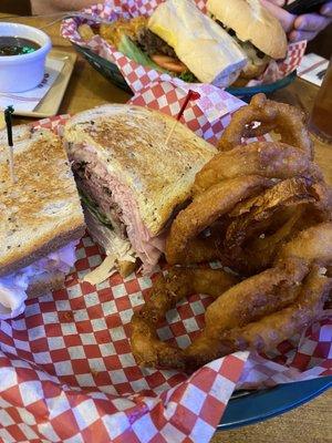 Brooklyn Bridge Sandwich, Beer Battered Onion Rings