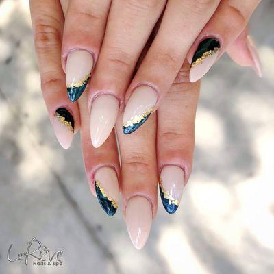 Nail art