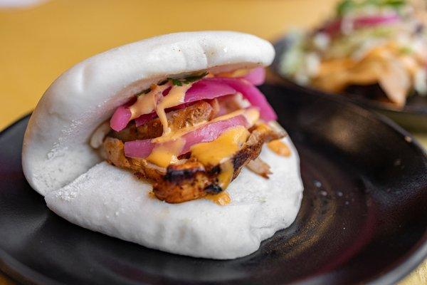 Pollo Bao Bun ($8)