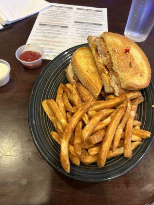 New hems grilled cheese