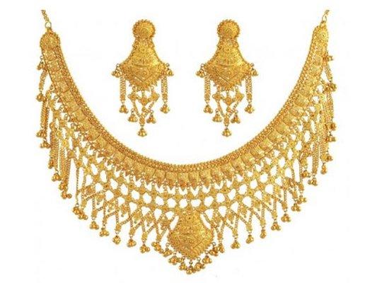 22 karat gold designer necklace and earrings set