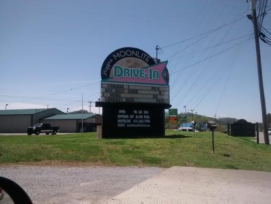 Moonlite Drive-In