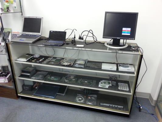 Some of Mixcat Computers parts and laptops...