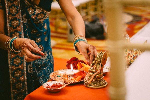 Traditional India Wedding by LadyMarry photographer James