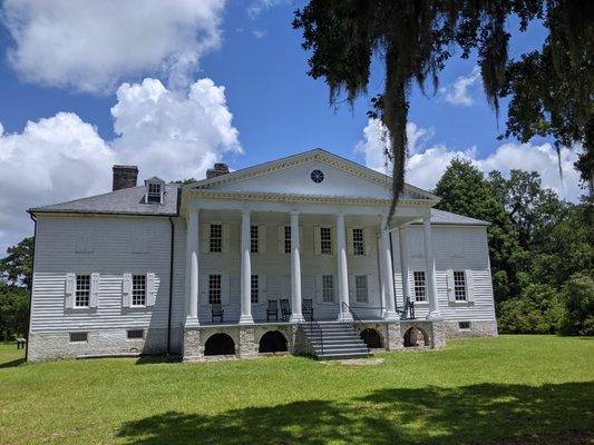 Hampton Plantation State Historic Site