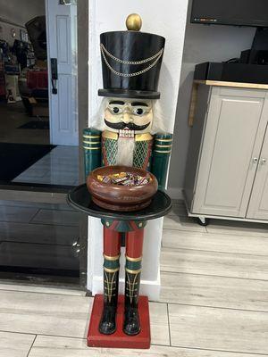 Soldier Christmas Nutcracker Confectioner