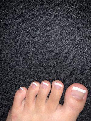 French Tip Gel Pedi