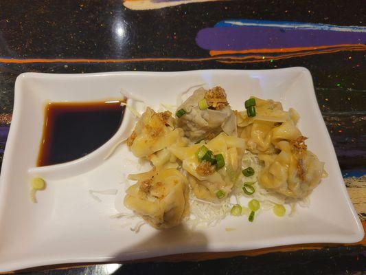 Thai dumplings