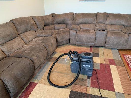 Sofa & couch cleaning