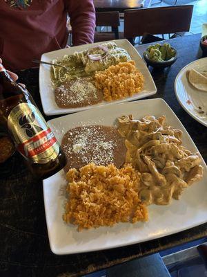 Pollo a la crema y Enchiladas Verdes