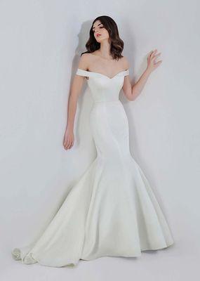 Jude Jowilson Wedding Dress @ The Wedding Factor