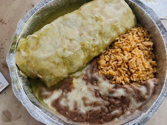 Chile verde wet burrito