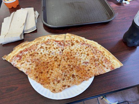 Cheese pizza