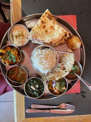 Veg thali Vegetarian Thali (Dine In)