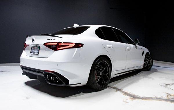 ALFA ROMEO GIULIA 
QUADRIFOGLIO