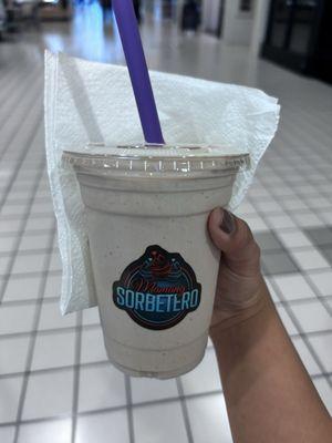 I had my cravings and I wanted a cookies and creme milkshake. This was really good for my kind of taste buds.