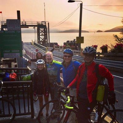 Awaiting the early ferry to San Juan Island