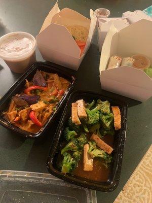 Garlic broccoli with tofu, Padang curry with tofu, veg salad rolls and peanut sauce curry with tofu and noodles. YUM!!