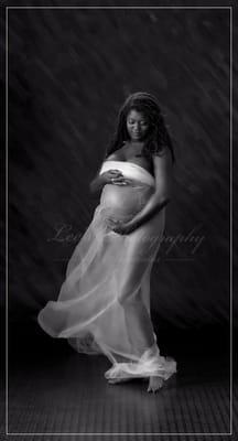 Maternity shoot - by Suna Lee