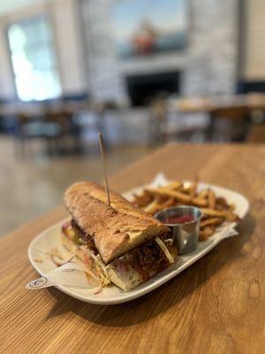 Nashville Hot Oyster Po' Boy