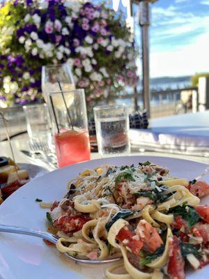 Northwest Seafood Fettuccine Alfredo