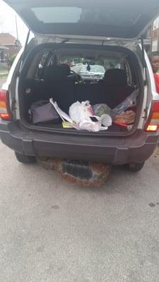 Gas tank hanging from jeep Cherokee