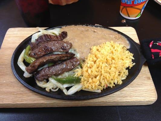 Lunch Beef Fajitas $5.95