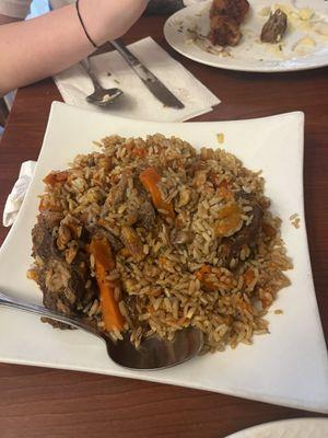 Uzbek plov was told no raisins but it had .