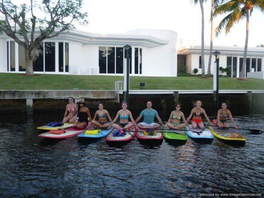 Break from SUP, Stand Up Paddle Boarding along the mansions! #capturethemoment #yogaretreat #zendenyogaschool #ytt200hr #bocaraton #yogilife