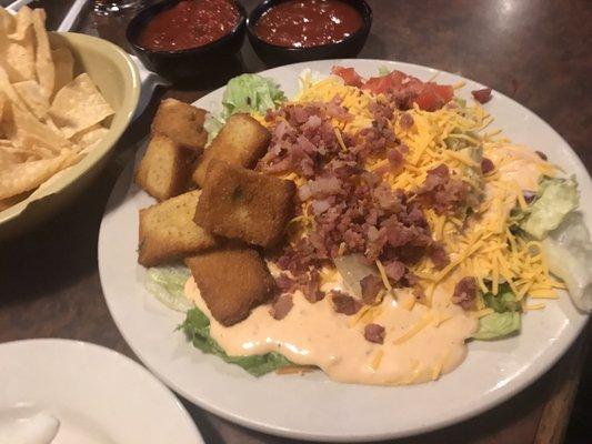 Side salad, look at the size of those croutons!