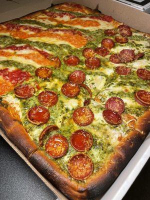 Krispy Special Pizza & Hot Honey Pesto Roni | @copenhangry