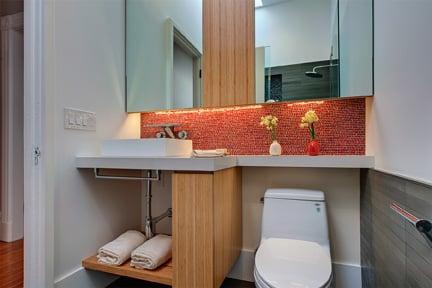 open sink makes small space feel bigger