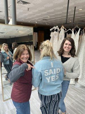 They have these cute Jean jackets you can pose with if you say yes!