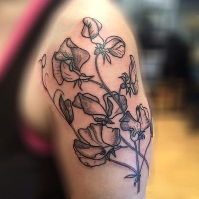 Sweet pea Flowers. Floral sleeve. Botanical tattoo. By artist Regina (Instagram: @inkbypush) EMAIL: inkbypush@gmail.com