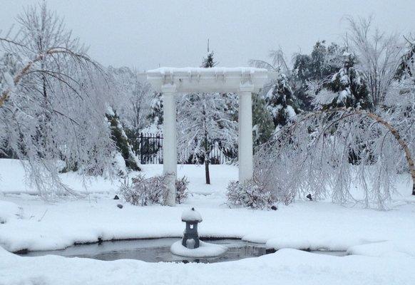 Winter scene behind Keystone Clubhouse