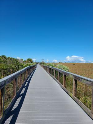 very well organized walk way with different beach outlets to "get off on"