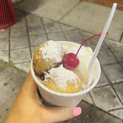 Fried Oreo Sundae Amazing!!