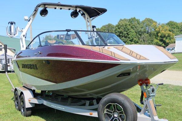 Woodard Marine Dealer for Moomba Boats