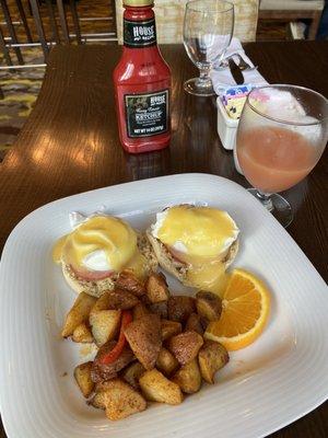 Eggs Benedict with delicious crispy hash brown