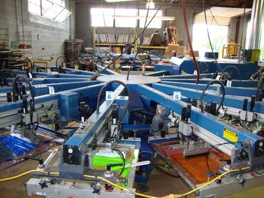 12 Arm Automatic Screen Printing Press can handle large jobs.