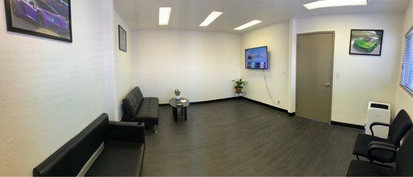 The new customer lounge