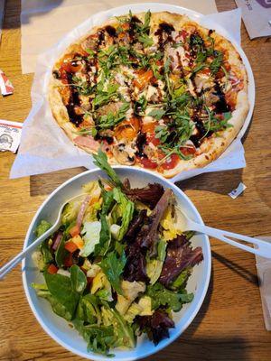 Garden salad and create my own pizza