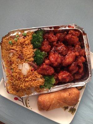 General Tso's Combination Platter $7.75