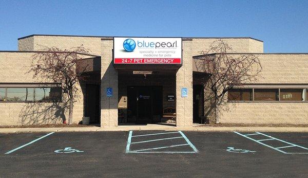 BluePearl Veterinary Partners in Macomb