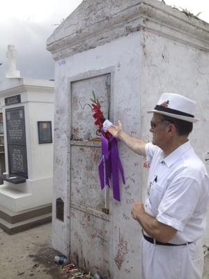 Bill K. telling the history of Vodou