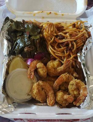 Fried shrimp, baked spaghetti and collards