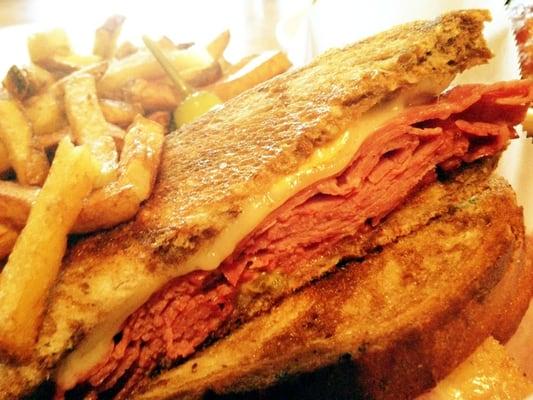 They have altered their menu slightly so I can't get the Pastrami on Marble Rye.  Compromise = a Reuben minus kraut. Yum!