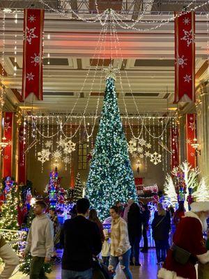 Holiday Reflections at Union Station