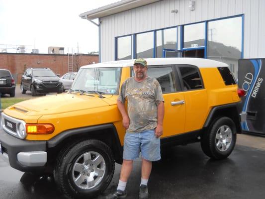 Toyota FJ at Lakeside