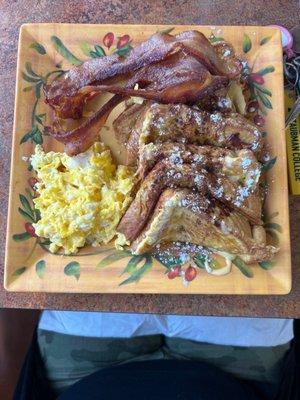 french toast w/cinnamon & sugar, bacon, scrambled eggs #breakfast